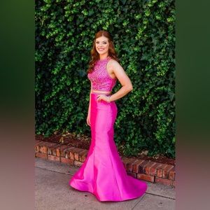 Rachel Allen prom dress